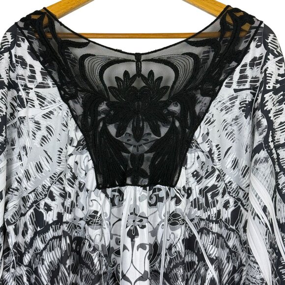 Apt. 9 Graphic Print Tunic Top 2X Sheer Lace Detail Black White Shark Bite Hem - Picture 8 of 11
